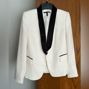Victoria’s Secret off white/black blazer, size 6